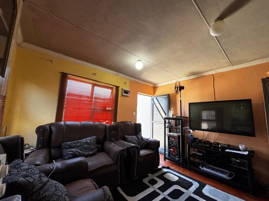 2 Bedroom Property for Sale in Forest Village Western Cape